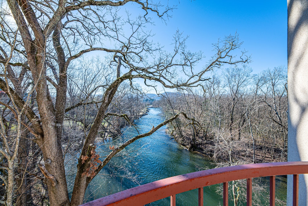 River Bend Inn - photo 8