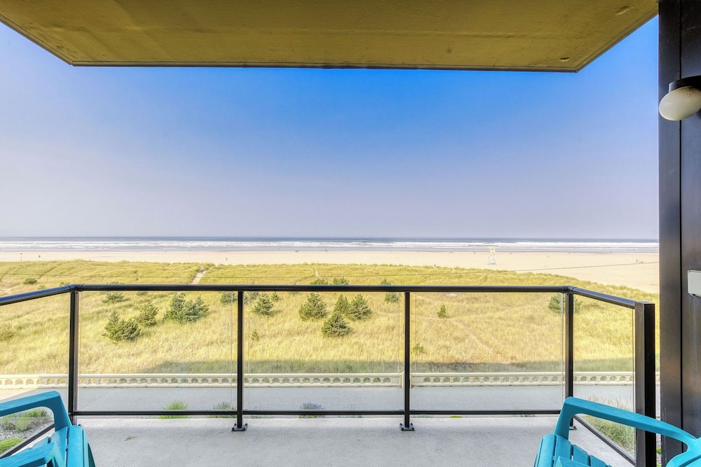 Sand & Sea Resort Condominiums - photo 692