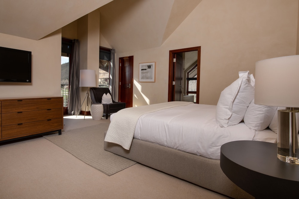 Solaris Residences - photo 9