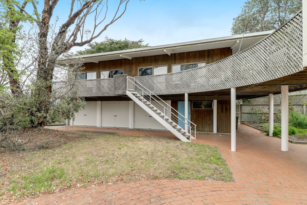 Korak in Metung, Australia