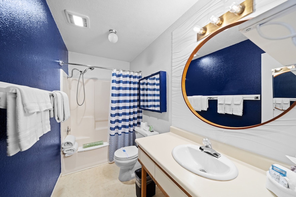 Surf & Sand Inn - photo 23