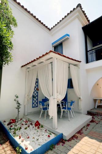 Blue Paradise — Pefkochori — photo 3