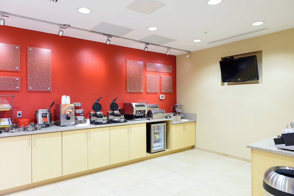 TownePlace Suites by Marriott Frederick - photo 51