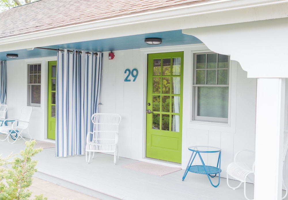 The Lodge at the Cove - photo 2