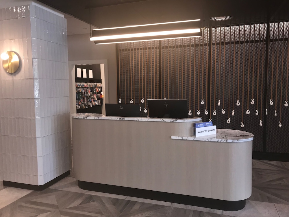 Delta Hotels by Marriott Muskegon Convention Center - photo 2