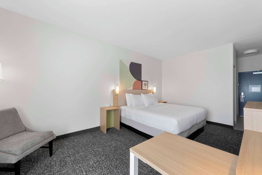 Spark By Hilton San Antonio Dominion - photo 15