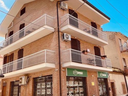 Meraki - carbon neutral hotel in Unknown City
