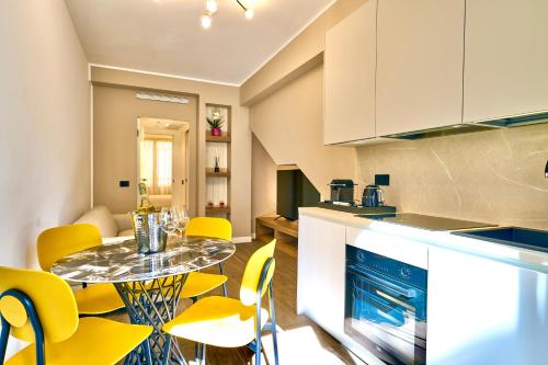Picasso Golden House Next To Duomo — 4-Star Luxury Hotel in Milan, Italy