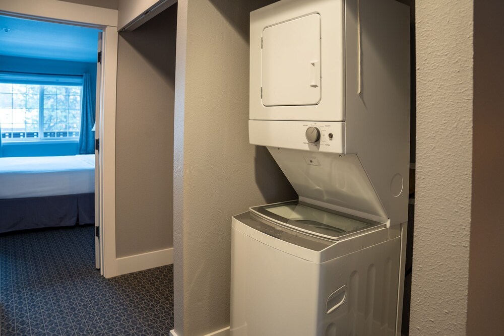 Blue Elk Inn - photo 54