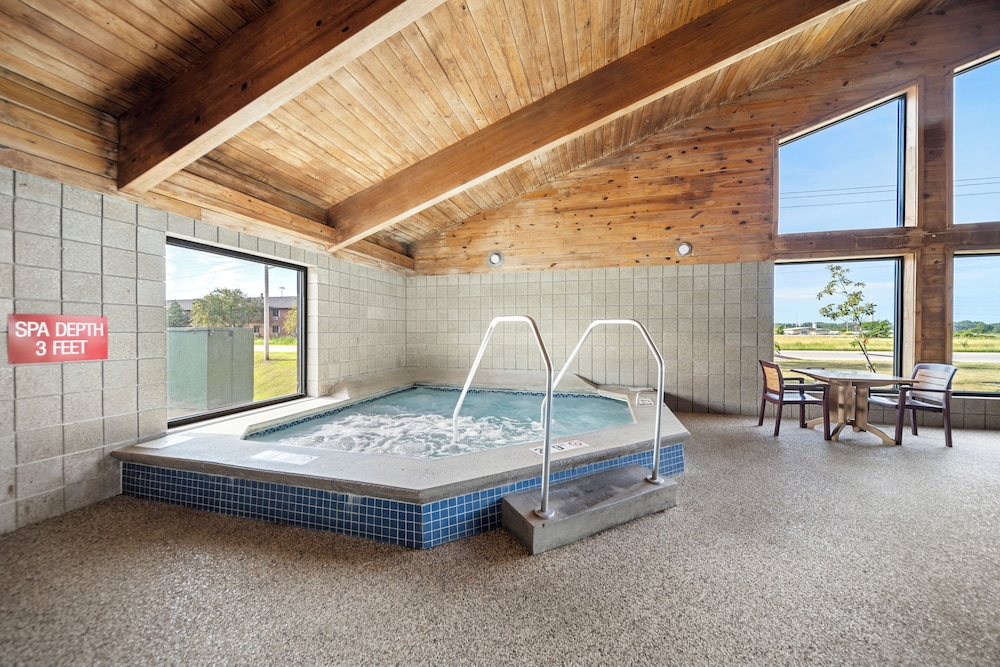 AmericInn by Wyndham Ames - photo 34