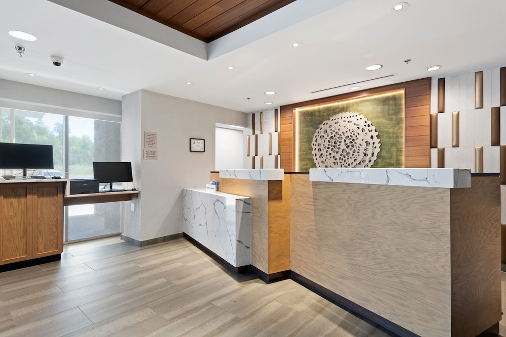 Fairfield Inn & Suites by Marriott Hickory - photo 20