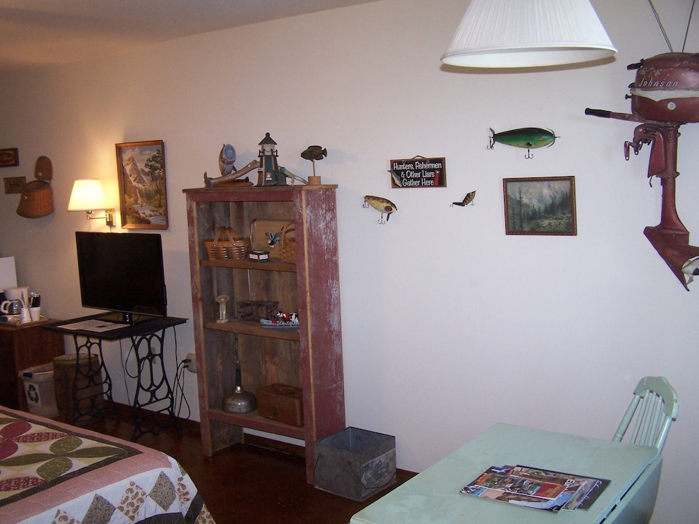 Pointe West Resort Motel - photo 9