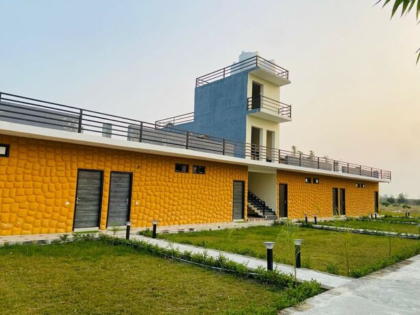 New Corbett Hotel And Resort — Ramnagar