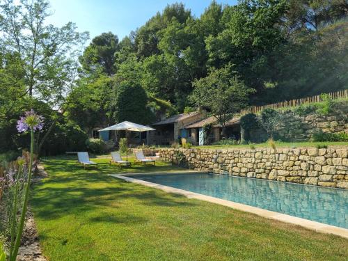 Magnifique Mas Provençal — hotel in Lauris