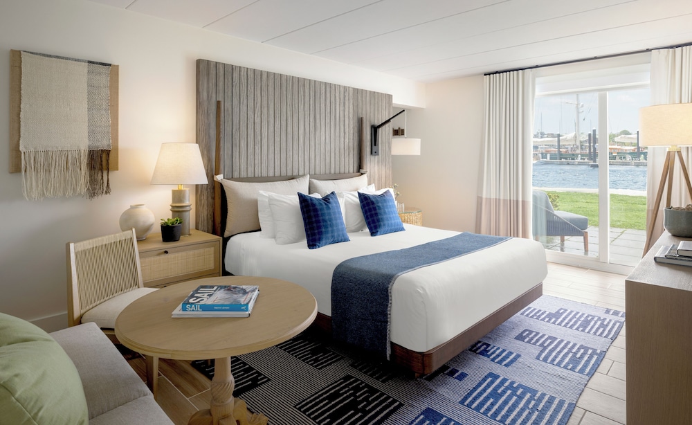 Newport Harbor Island Resort - photo 27