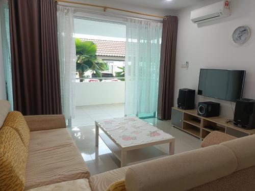 Homelite Resort — Miri — photo 2