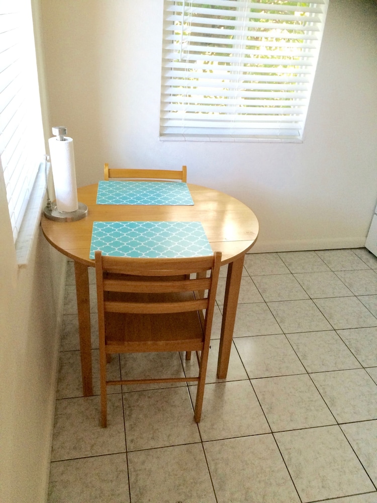 Great Escape Inn - photo 21