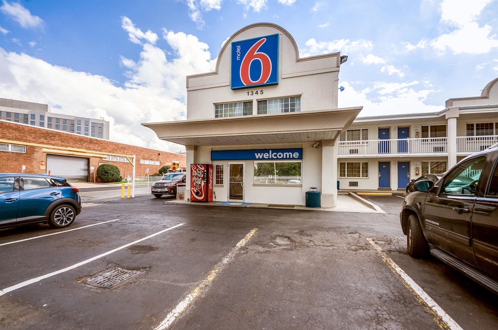 Motel6 Washington DC Convention Center - photo 30