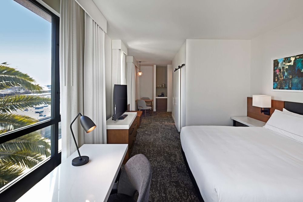 The Fort Sutter Sacramento Tapestry Collection by Hilton - photo 13