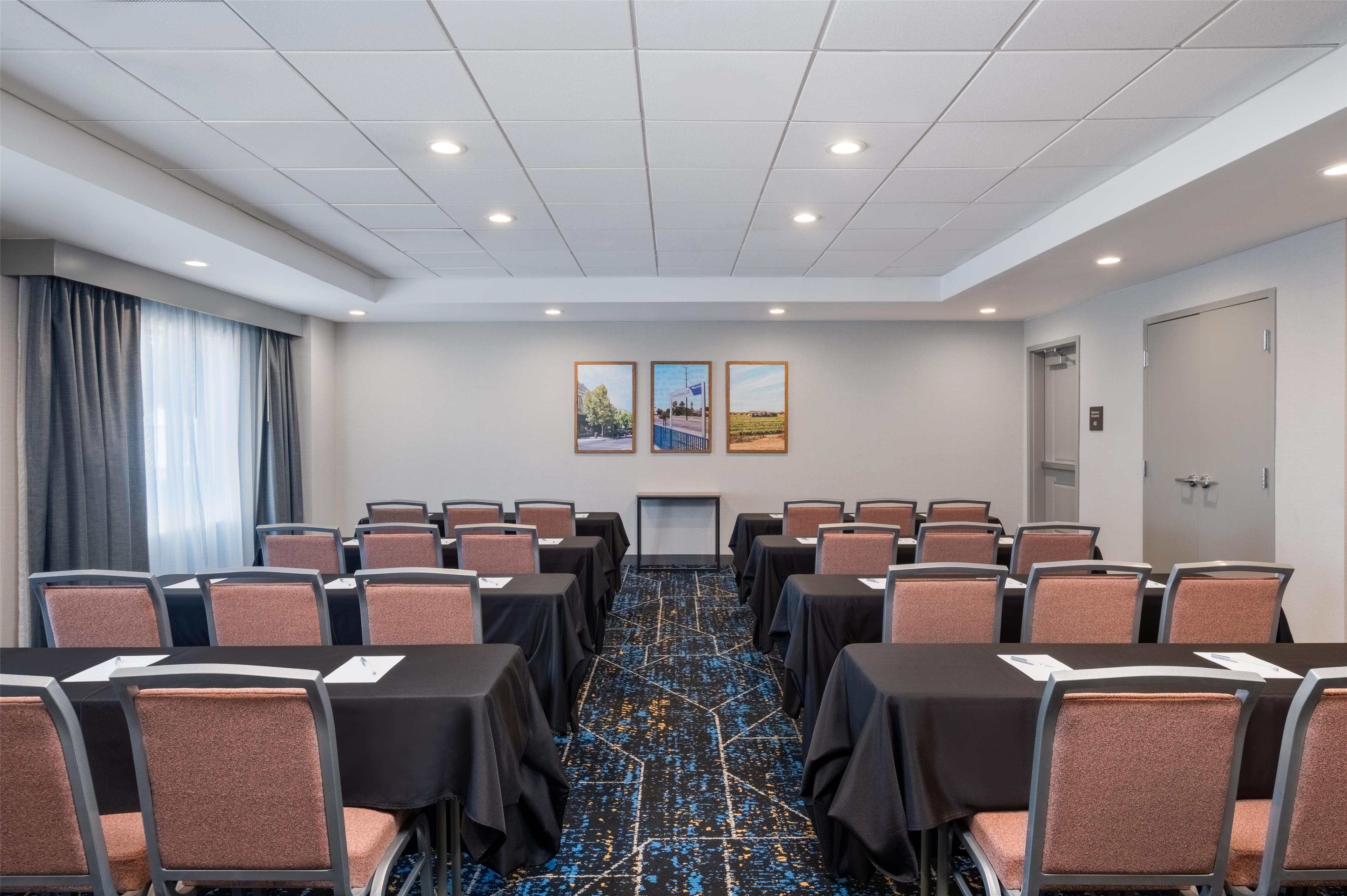 Hampton Inn Turlock - photo 13