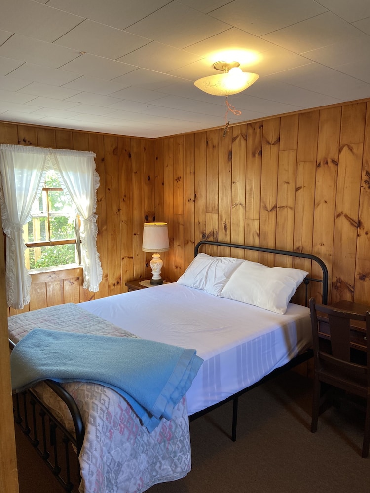 Spinneys Guesthouse & Beach Cottages — Phippsburg — photo 5