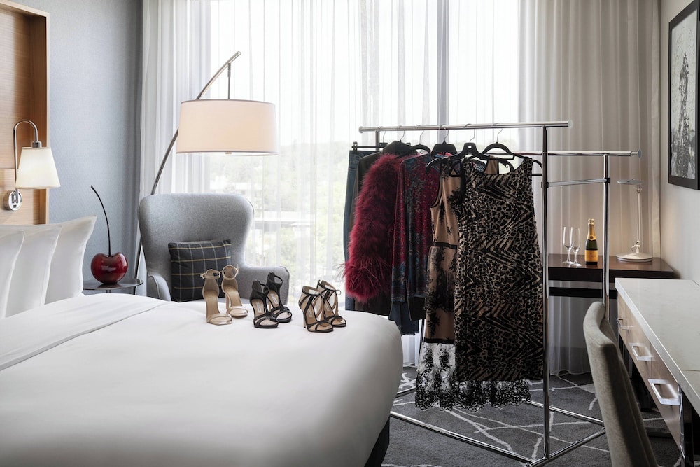 The Jacquard Autograph Collection - photo 20