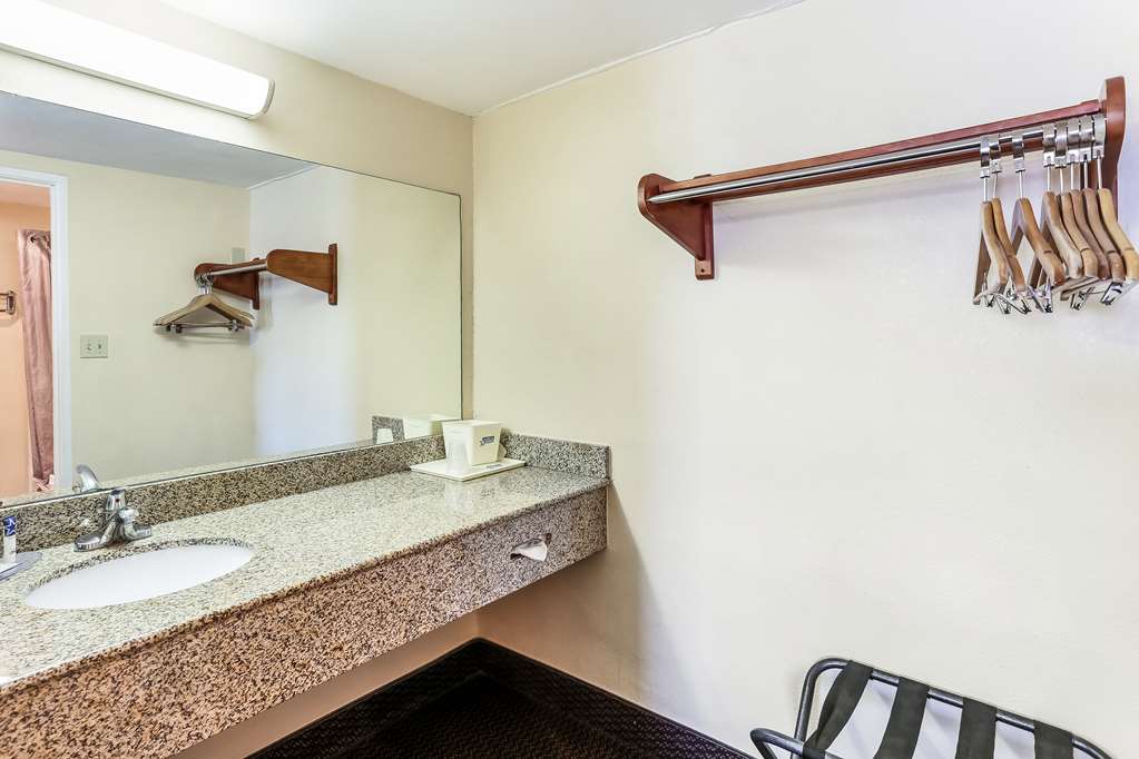 Americas Best Value Inn & Suites El Centro - photo 16