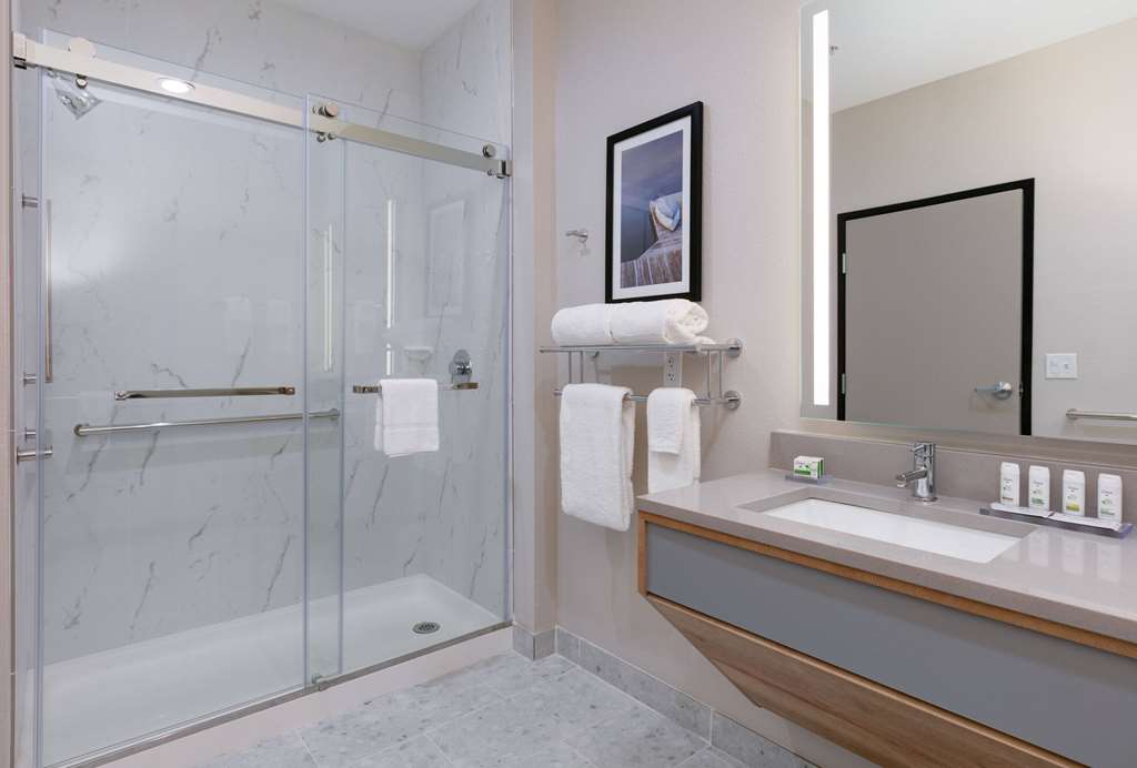 The Elm a Ramada by Wyndham - photo 32