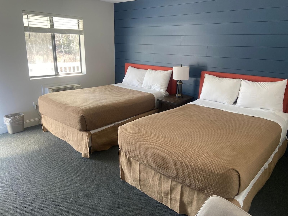 Flagship Inn & Suites - photo 17