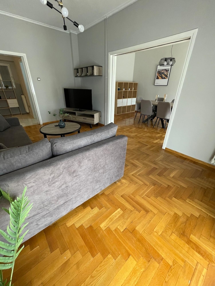 Charming Apartment At085 — 4-Star Luxury Hotel in Athens, Greece