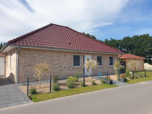 Haus Seestern — 4-Star Luxury Hotel in Walchum, Germany