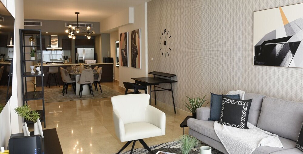 Apto. 53K Vista parcial al mar in Bella Vista, Panama