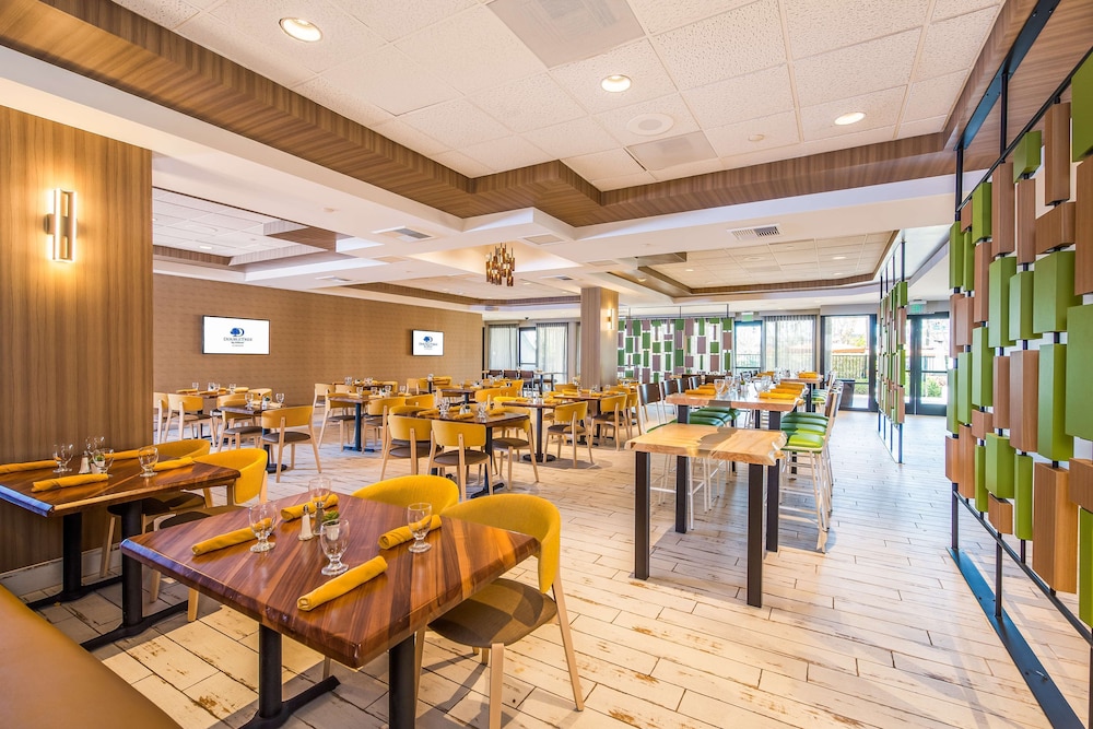 DoubleTree by Hilton Carson - photo 40