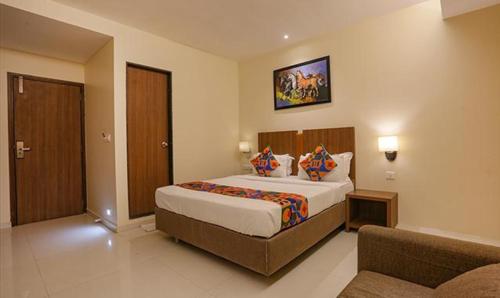 FabHotel Royal International Nr Mumbai International Airport