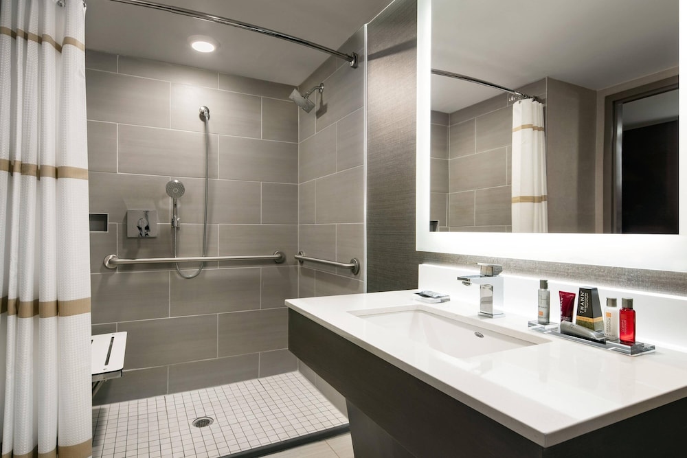 Marriott Indianapolis North - photo 25