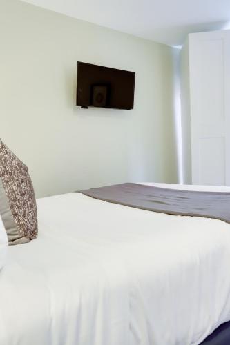 DuPont Place Boutique Inn - photo 44