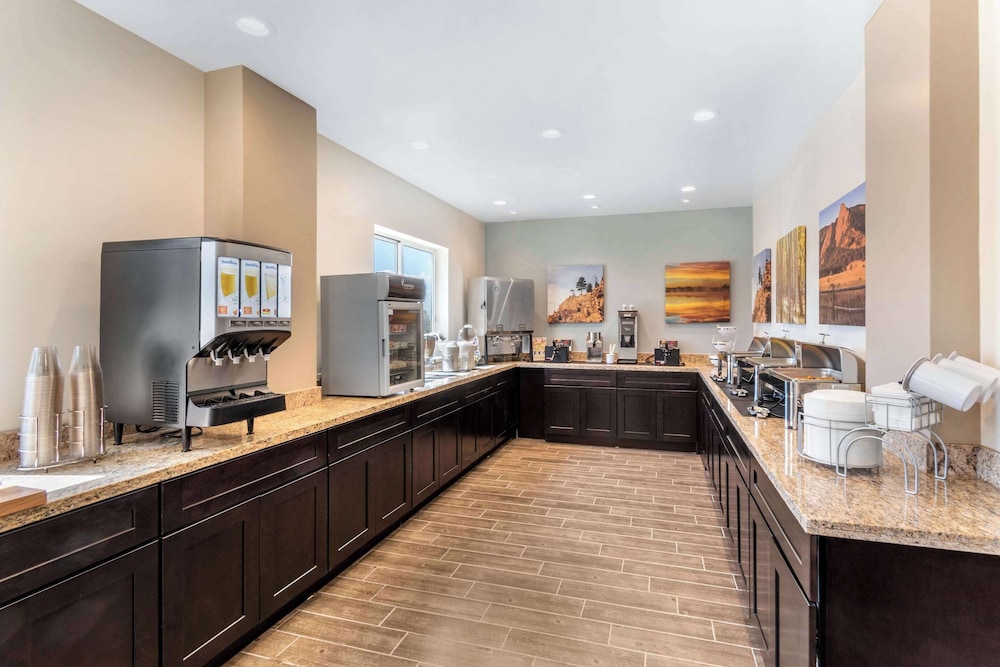 MainStay Suites Denver International Airport - photo 33