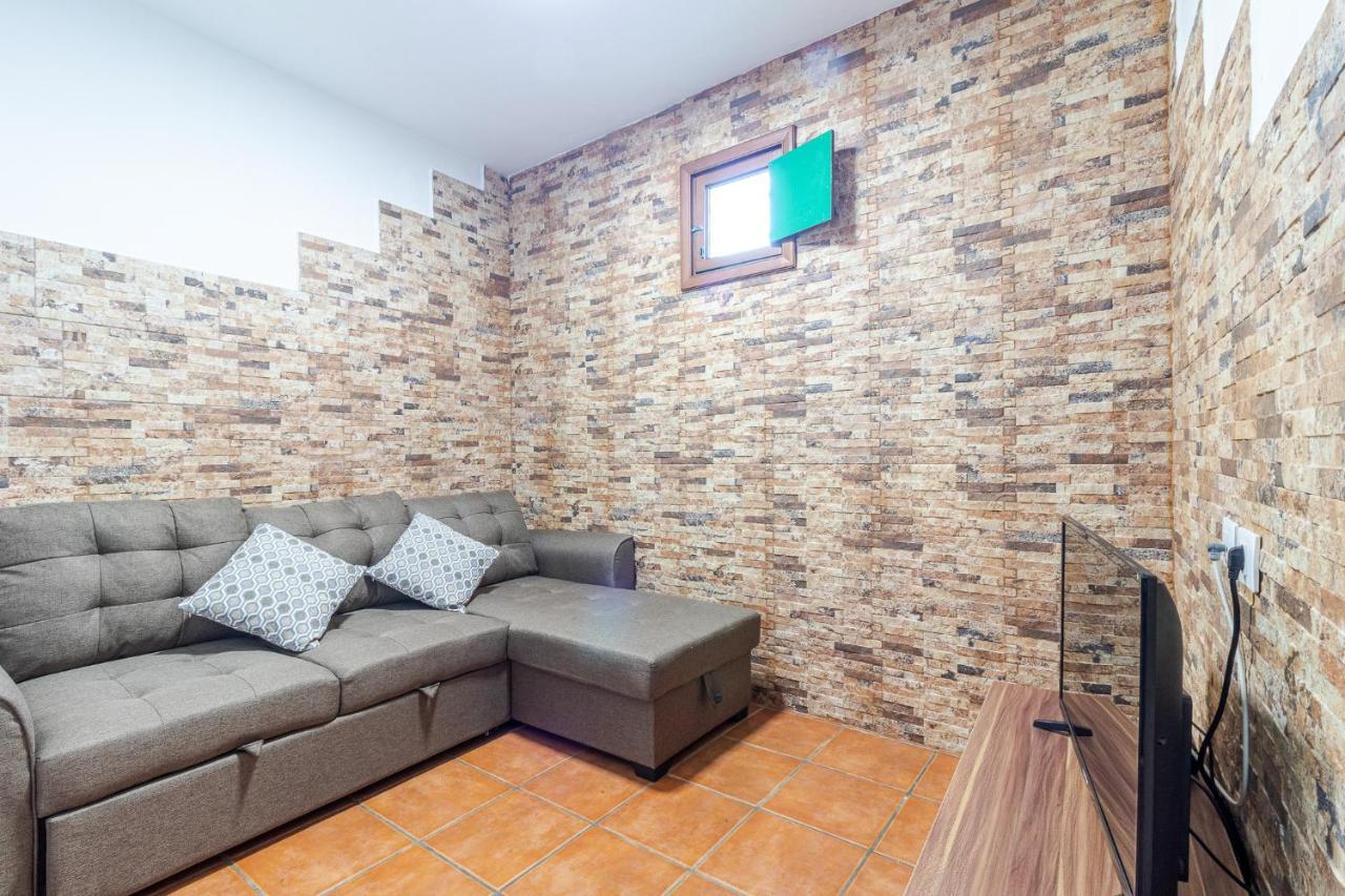 Faro de Sardina 3 Bed Coast Wifi in Galdar, Spain