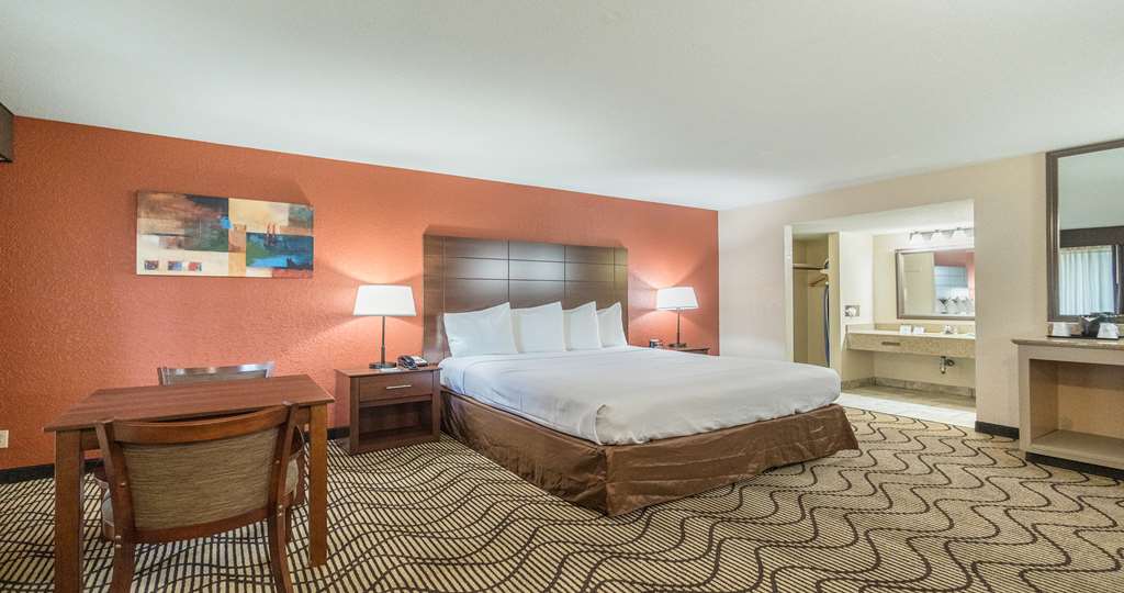 Best Western Roseville Inn - photo 10