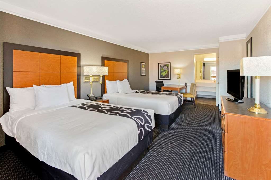 La Quinta Inn by Wyndham Santa Fe - photo 15