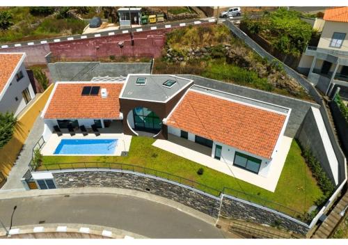 The pool house in Ponta de Sol — 4-Star Luxury Hotel in Funchal, Portugal