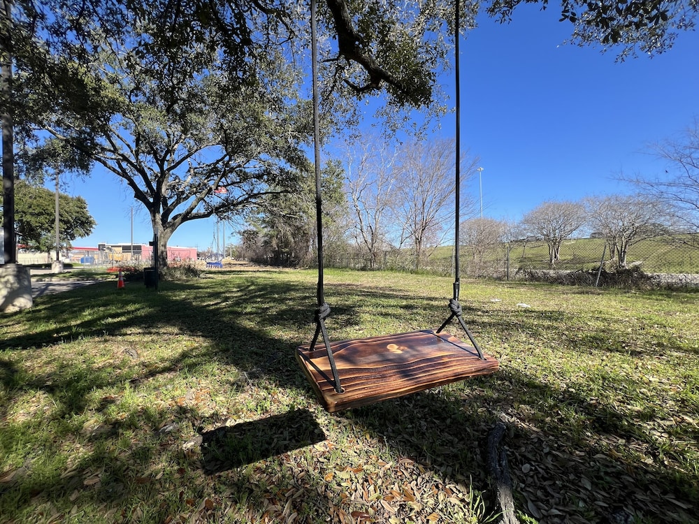 FairBridge Inn Express Baton Rouge - photo 26