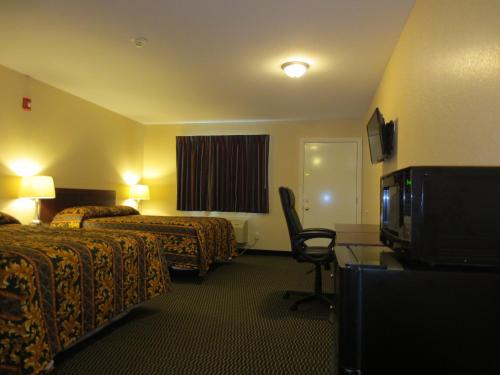 Wayne Motel - photo 2