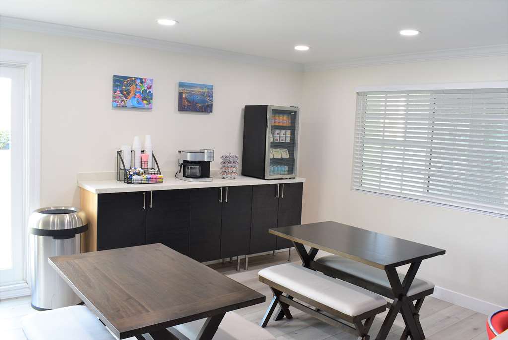 Signature Anaheim Maingate - photo 20