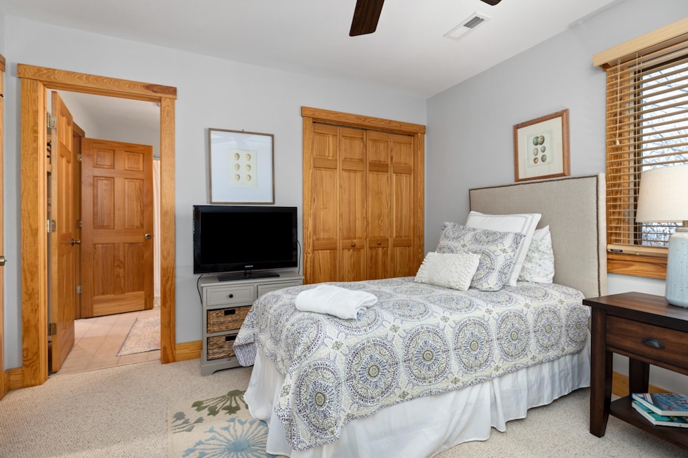 111 Hickory Springs in Wintergreen Resort - photo 30