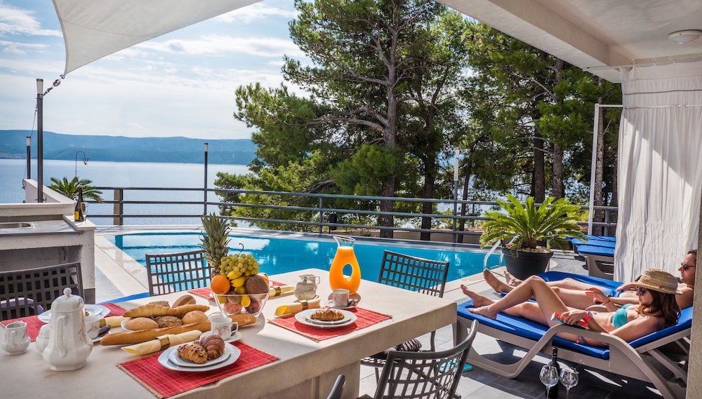 Villa Marina — 4-Star Luxury Hotel in Omis, Croatia