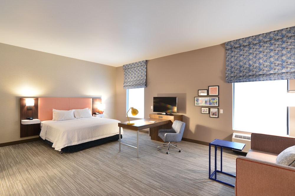 Hampton Inn & Suites Menomonie UW Stout - photo 29