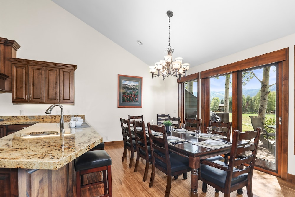 Fairway Village 2570 - photo 29