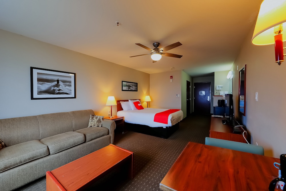 Siletz Bay Beachfront Hotel by OYO Lincoln City - photo 43