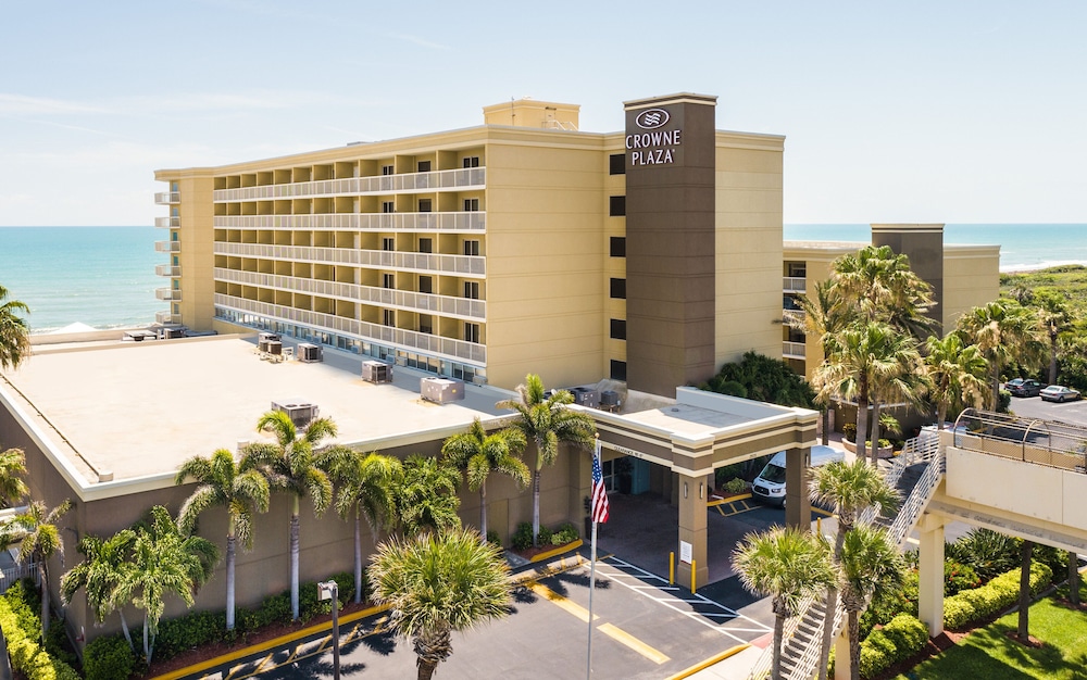 Crowne Plaza Melbourne Oceanfront by IHG — hotel in Indialantic